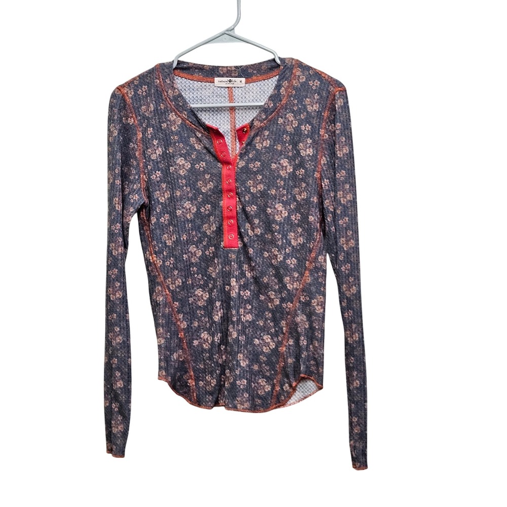 Natural Life Henley Top Womens Medium Blue Floral Waffle Knit Boho Thermal Shirt